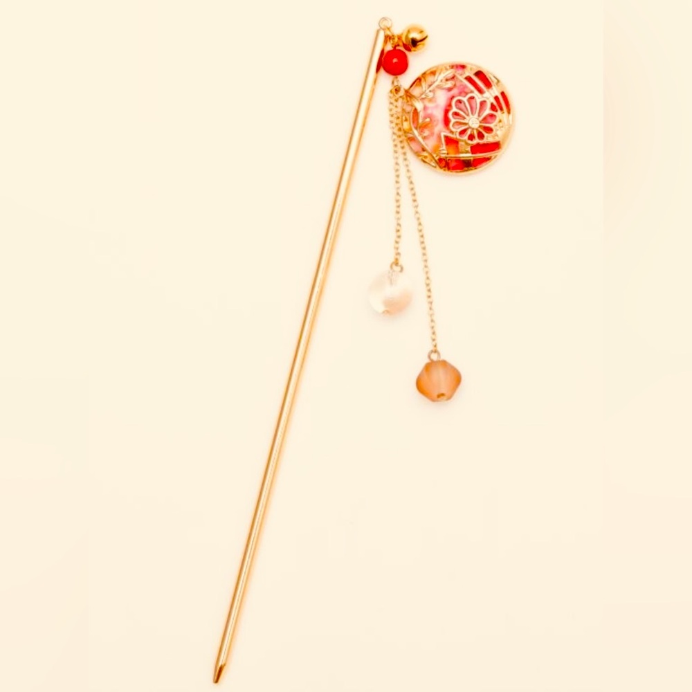 Kanzashi Aka (Red Hairpin)